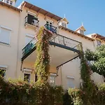 Vila Berta Apartment In A Cottage Street
